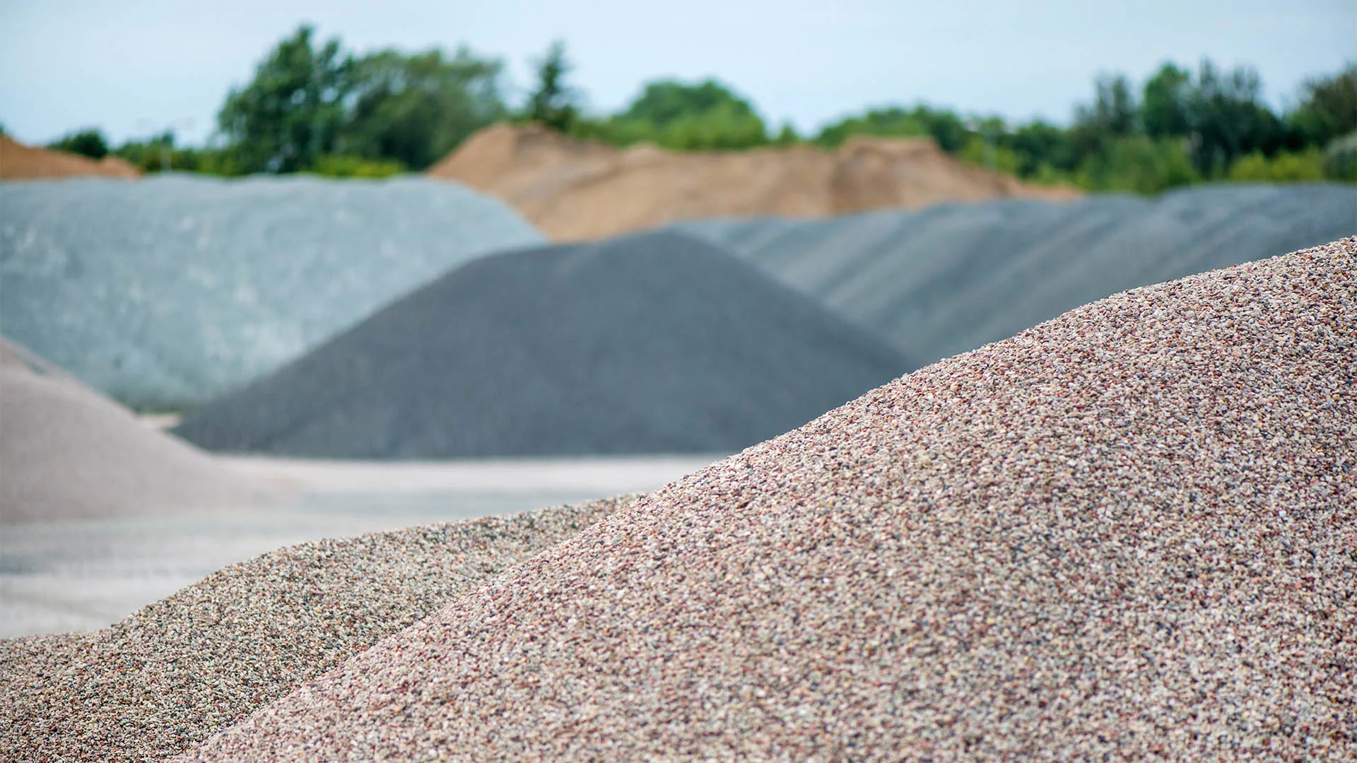 Давайте разбираться: объем доходов населения сократился