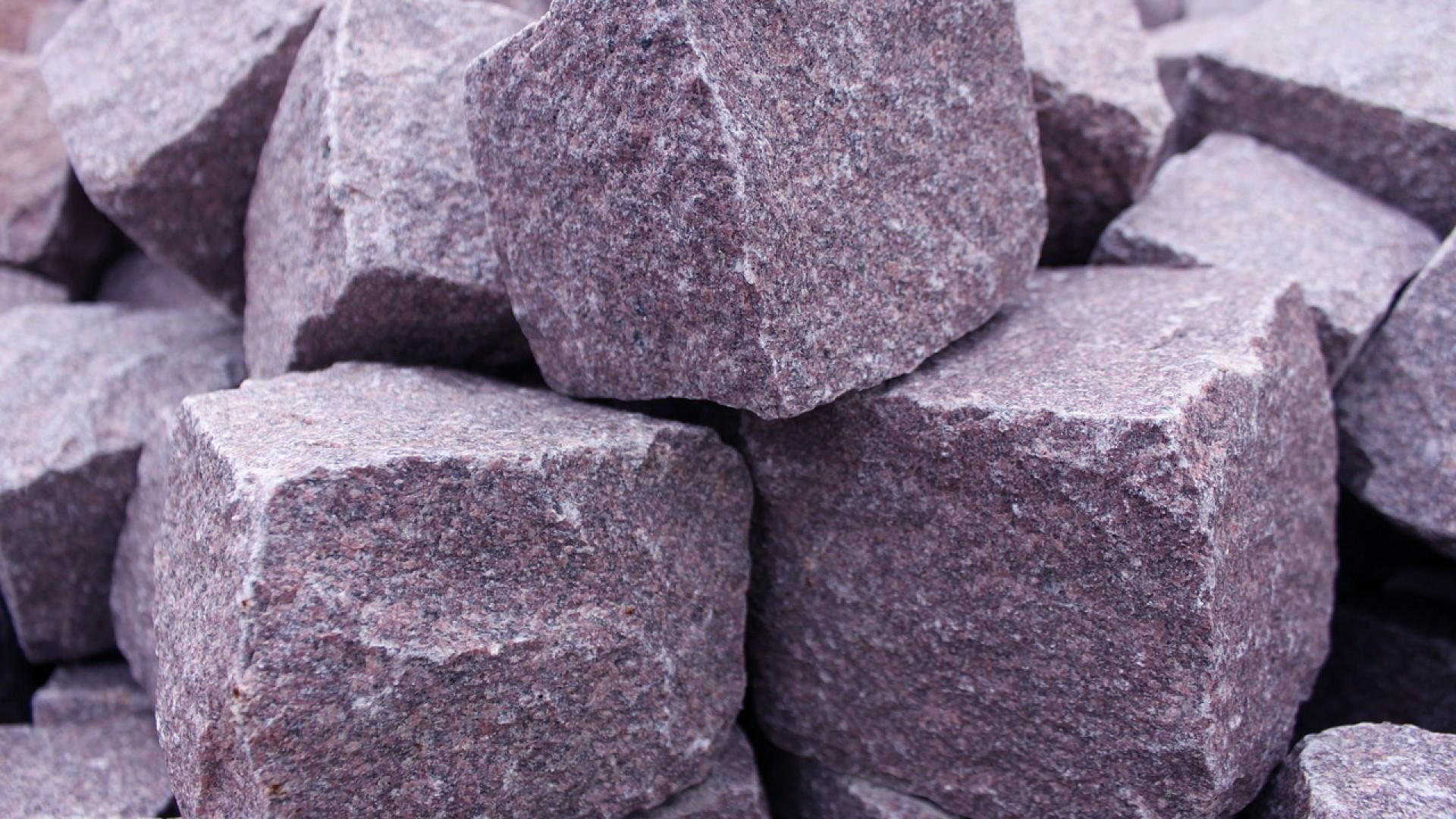 Доставка гранита