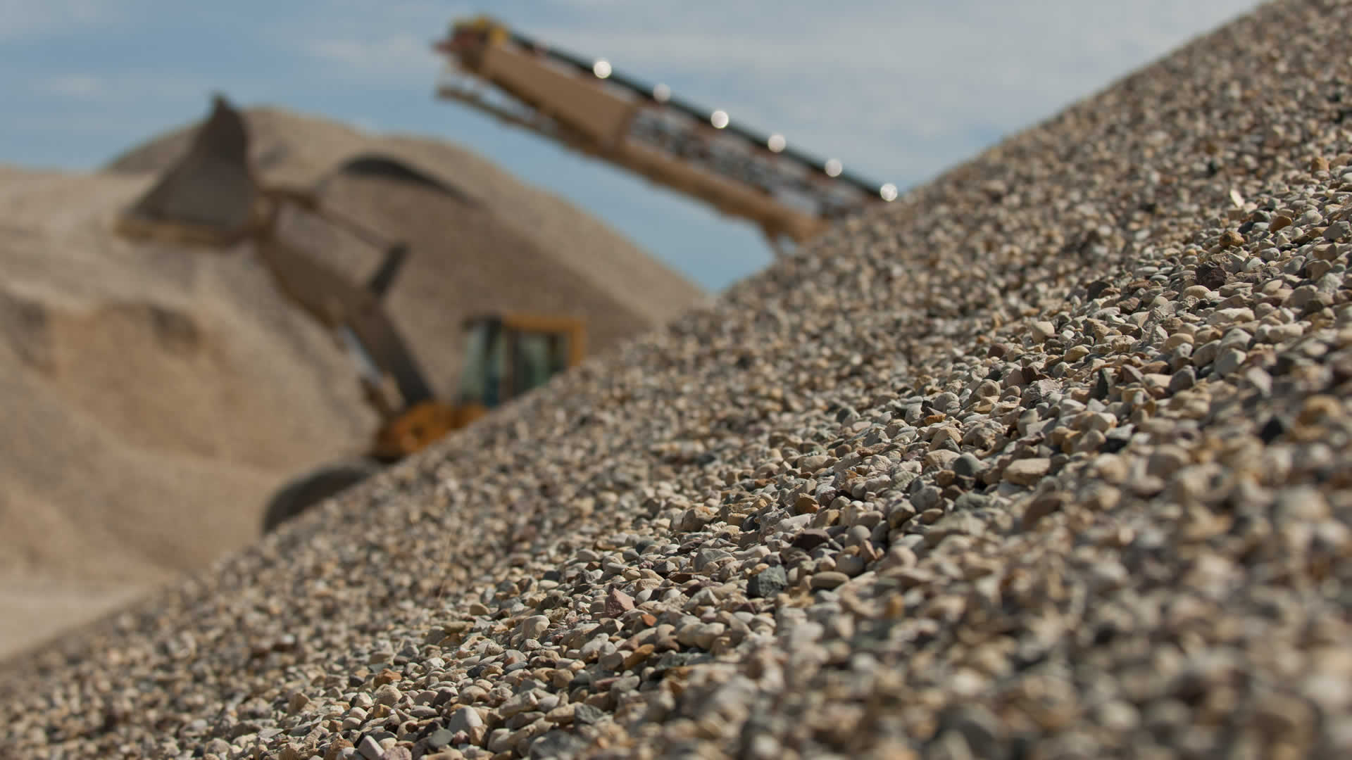 Давайте разбираться: объем доходов населения сократился